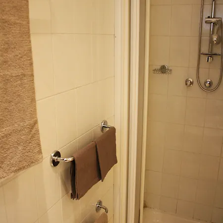 Residenza Le Rose Bici House *