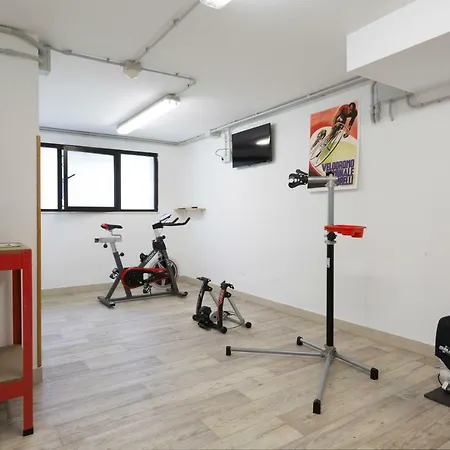 Residenza Le Rose Bici House