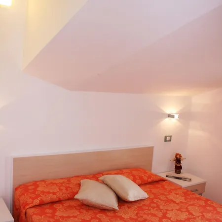 Apartment Residenza Le Rose Bici House *
