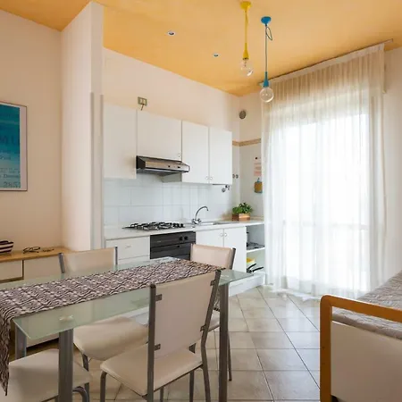 Apartment Residenza Le Rose Bici House *
