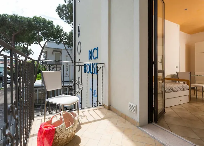 Residenza Le Rose Bici House Cattolica